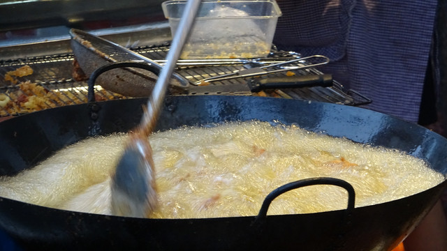 炸鸡大锅