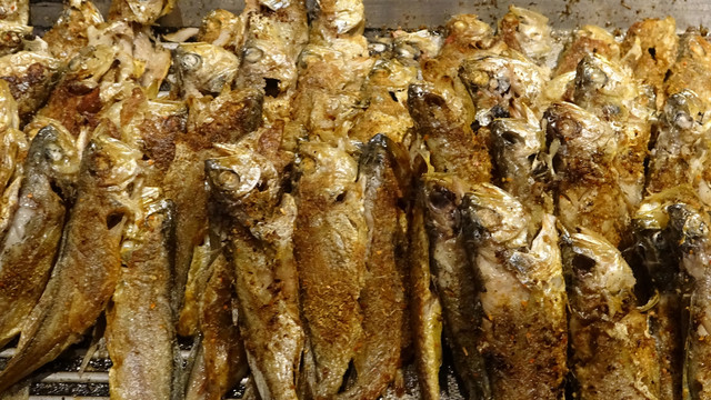 煎鱼小黄鱼