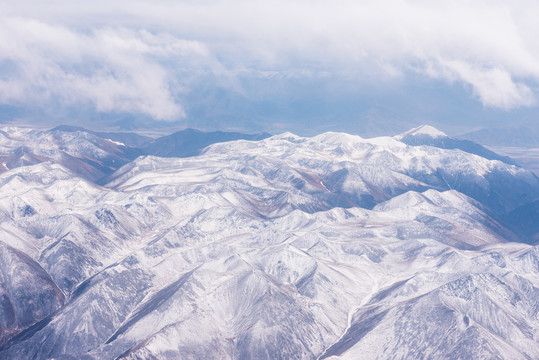 中国西藏雪山自然风光