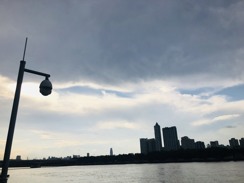 天空云彩江景