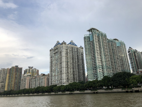 高楼大厦江景