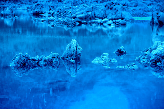 湖泊