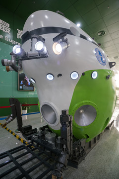 深海探测器