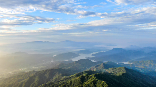 河南信阳灵山风景区九里水库