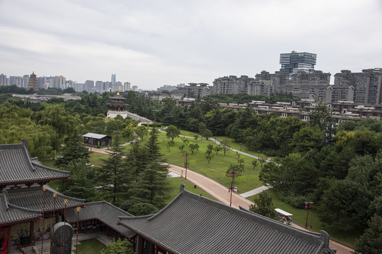 陕西西安俯拍大唐芙蓉园