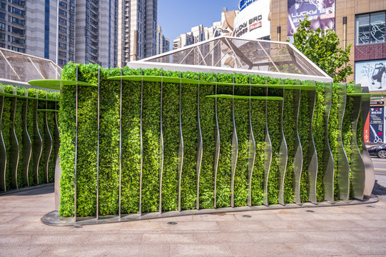 城市街头建筑创意绿植墙