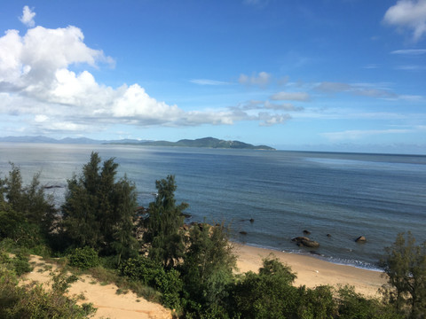 海边山崖