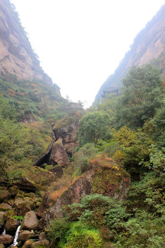 剑门蜀道奇山异水