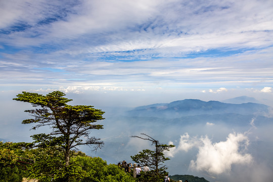 峨眉金顶观景