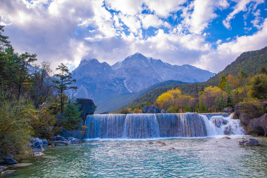 蓝月谷山水