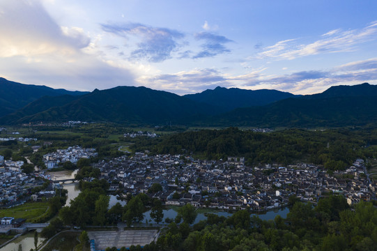 航拍安徽宏村古村