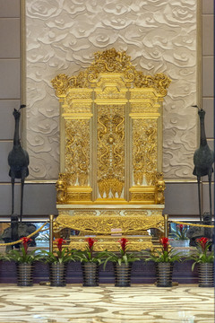 金色屏风