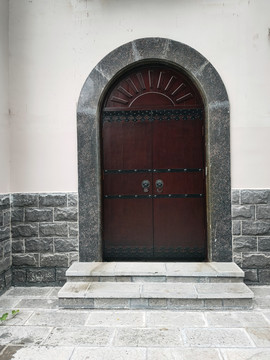 古建筑大门