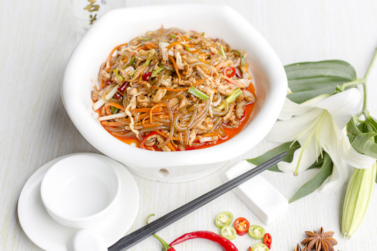 泡菜苕粉肉丝