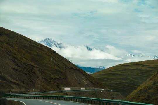 川藏线公路风景