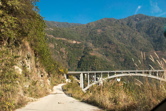 丙中洛丙察察公路风景