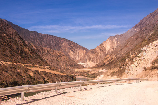 丙中洛丙察察公路风景