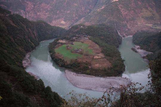 丙中洛丙察察公路风景