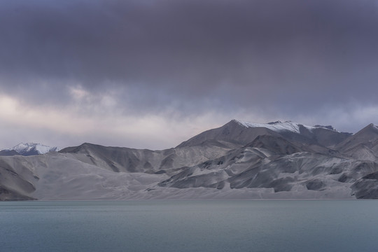 新疆喀什白沙湖