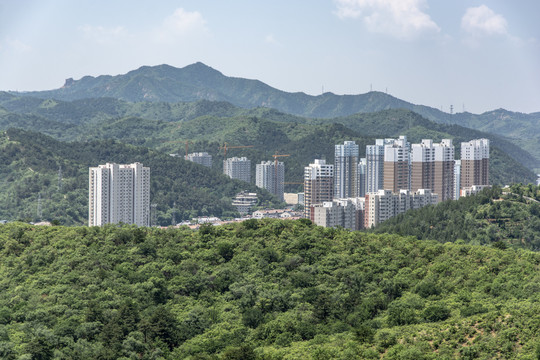 承德远山建筑风景