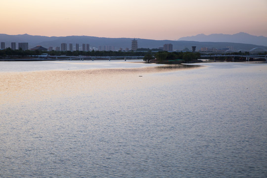 灞河日出