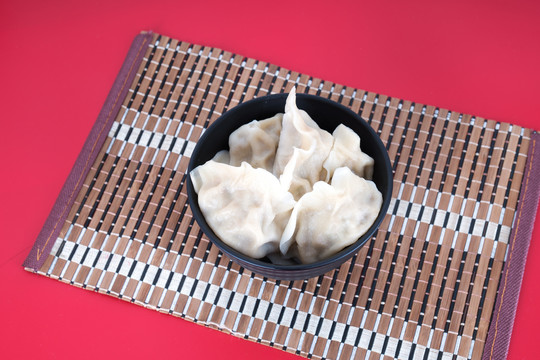 中国传统节日的饺子
