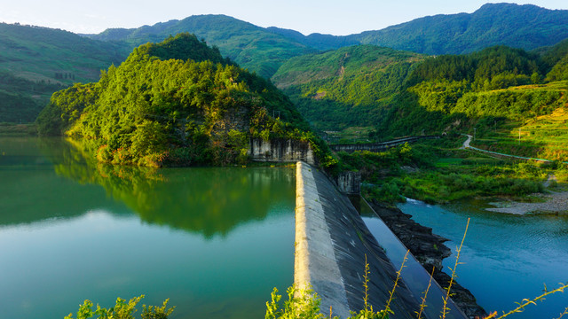 鄂坪大河湾十