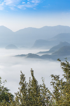 云海山脉自然风光