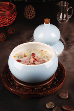 时蔬丸子炖羊肉