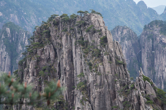 安徽黄山的山峰奇石