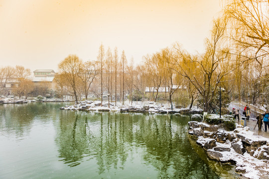 济南大明湖公园雪景