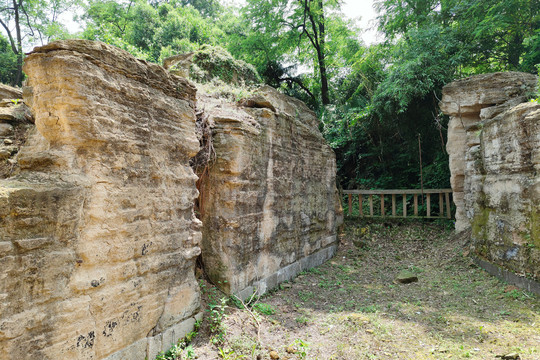 镇江焦山古炮台遗址