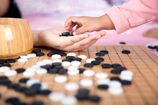 下满棋子的棋盘