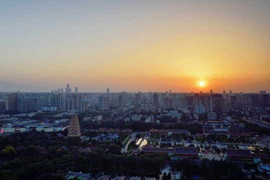 西安大雁塔古建筑城市风光