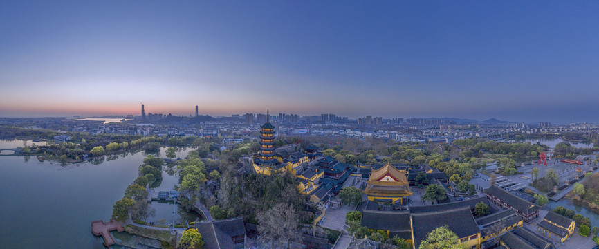 宽幅金山寺日出摄影图