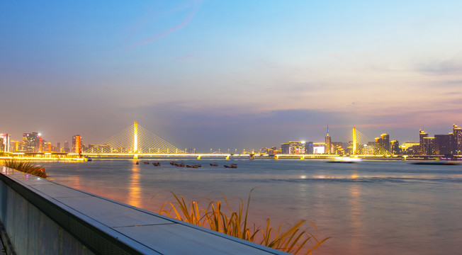 杭州西兴大桥夜景