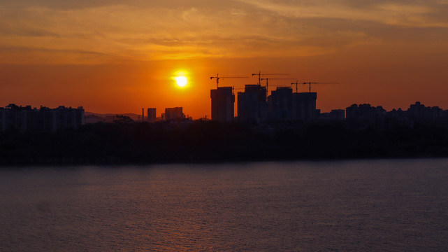 夕阳晚霞