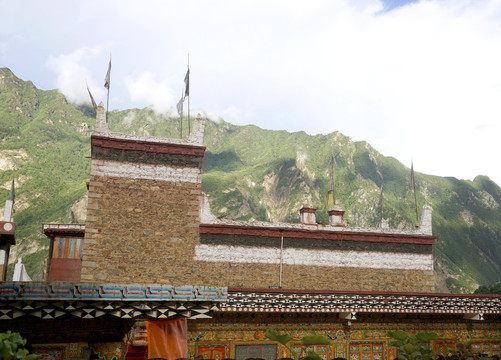 丹巴甲居藏寨藏式家碉角楼
