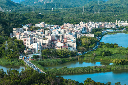 淘金山上俯视深圳罗湖大望村