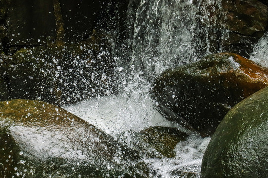 山涧溪水流水瀑布