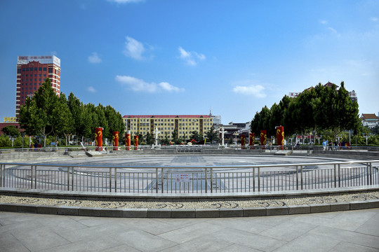 济宁风光新世纪广场