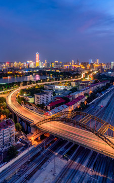 顺河高架路