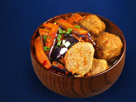 茄子狮子头盖码饭
