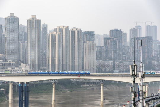 重庆跨江大桥城市景观