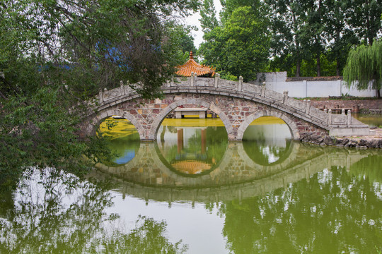 杜康仙庄石桥