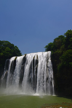 瀑布风景