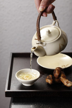 松茸茶壶汤