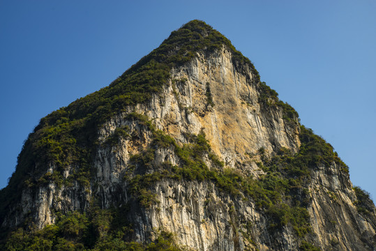青山