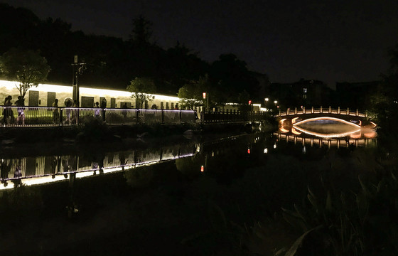 景观长廊步道小桥夜景亮化效实拍