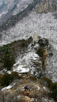 济南龙洞寺佛塔报恩塔